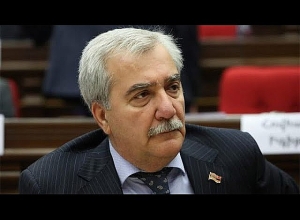 На восточном участке границы ВС не могут в одиночку: возьмите инструменты и идите туда: Кочарян