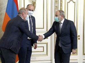 Никол Пашинян принял министра обороны Грузии