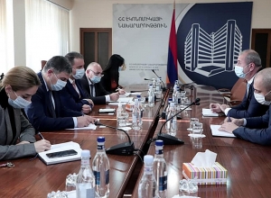 Քերոբյանը հանդիպել է ՀՀ-ում Վրաստանի գործերի ժամանակավոր հավատարմատարին