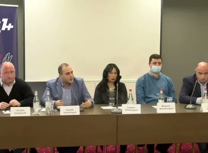 Пашинян поступил правильно: человек, избивший офицера, должен быть министром армии, чтобы офицеры были ещё более унижены