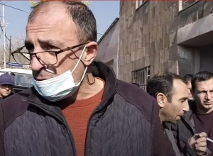 ՈՒՂԻՂ. Բյուրականում բողոքի ակցիա է՝ ընդդեմ համայնքի ղեկավարի ԺՊ–ի