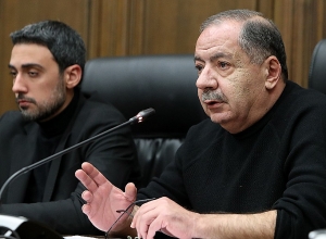 Тот, кто приказывал не стрелять в Сюнике и Шорже, тоже предатель? Агван Варданян