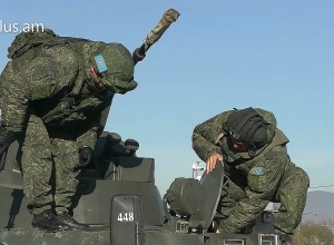 Миротворцы провели дежурство вдоль линии разграничения Аскеранского района: МО РФ
