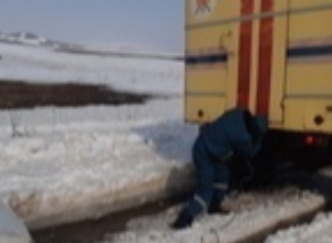 Փրկարարներն արգելափակումից դուրս են բերել ավտոմեքենաներ