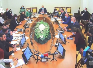 Тому, кто матерится, дадим диплом бессловесной твари: Агван Варданян