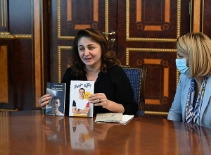 Мать геройски погибшего Алена Маргаряна была в гостях у президента