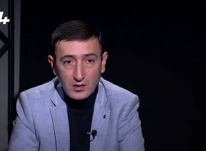 Պարոն Խուրշուդյանին կխնդրեմ ոչ թե սպառնալ, այլ հրապարակել ստվերում աշխատող տնտեսվարողների ցանկը․ Բ․Թունյան