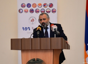 Արցախի ժողովրդի և իշխանությունների համար անընդունելի է Ադրբեջանի կազմում որևէ կարգավիճակ․ Բաբայան