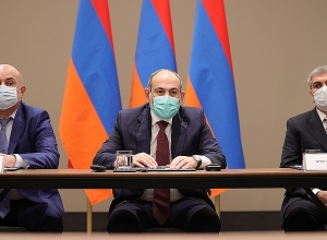 Վարչապետը արտախորհրդարանական ուժերի ղեկավարների հետ խորհրդակցական նիստ է անցկացրել