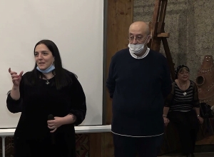 Выставлены образцы гробницы, раскрывающие тайну земли