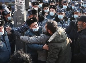 ՄԻՊ-ի հանձնարարությամբ արագ արձագանքման խմբեր են մեկնել Ոստիկանության բաժիններ