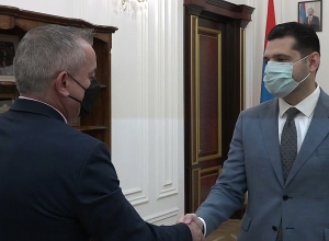 Փոխվարչապետն ընդունել է «Հարդ Ռոք Կաֆե Ինթերնեյշնլի» փոխնախագահին