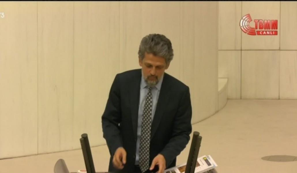 f61b8a42887602_61b8a42887647