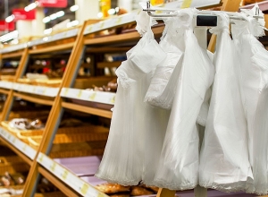 Քննարկել են մինչև 50 միկրոն հաստությամբ պոլիէթիլենային տոպրակների վաճաքի արգելքը