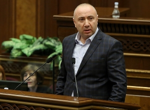 В Армении появился турецкий «диверсант»: Теванян считает, что Липаритян принёс чёрную бумагу