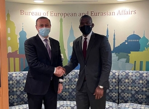 ԱԽ քարտուղարը հանդիպել է ԱՄՆ պետքարտուղարի տեղակալի պաշտոնակատար Դերիք Հոգանի հետ