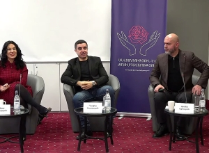 Наира Зограбян - наименьшее из зол, по сравнению с политическими персонажами и лексиконом: Ашотян