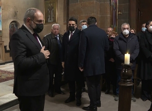 Փաշինյանը մասնակցել է Ռիմա Դեմիրճյանի հոգեհանգստի արարողությանը