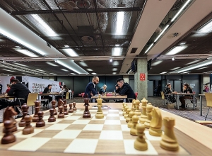 Տիգրան Պետրոսյանը ընդամենը կես միավորով է ետ մնում առաջատարներից. Շախմատի ԱԱ