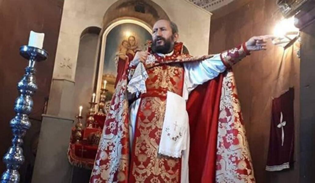 Տ․-Ղազար-քահանա-Պետրոսյան-800x445