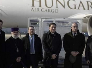 Ինչպես դիմավորեցին գերիներին բերող հունգարական պատվիրակությանը