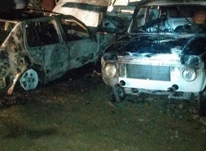 Այրվել է 2 ավտոմեքենա