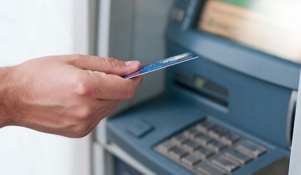 կանխիկացում բանկոմատ