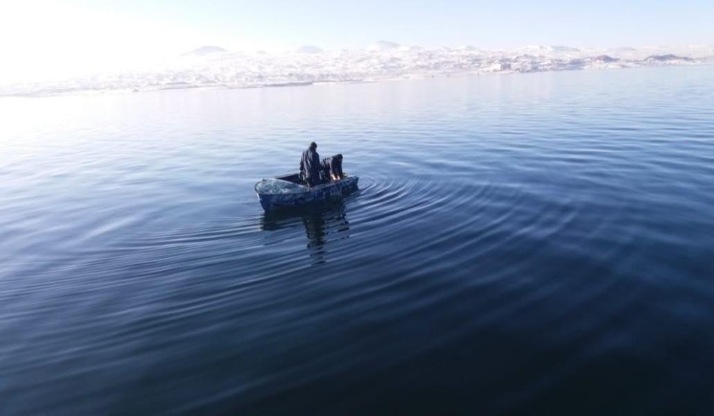 ձկնորսություն նավակ