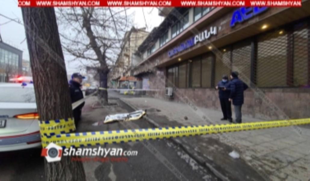 3bb9b8ef0fbf46034a682be7568b92e1