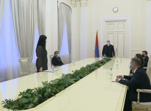 Во Дворце президента Республики состоялась церемония принятия присяги судей