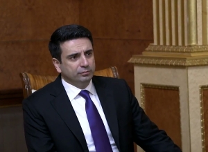 Ален Симонян и Армен Саркисян встретились