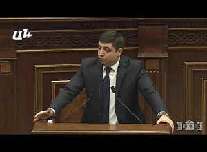 Տիկին Խամոյան, հաշիվ տվեք ձեզ․ էդ ինչե՞ր եք ասում․ Վաղարշակ Հակոբյան