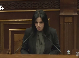 Нерсес Ерицян проповедует безнал, но хранит свои финансовые средства наличными: Манукян