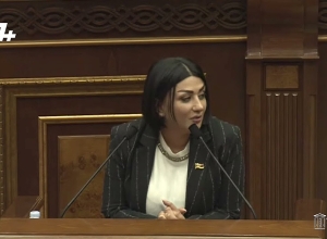 Женщине не подобает: я даже не помню имени той женщины, но пусть она будет счастлива: желаю вам знаний