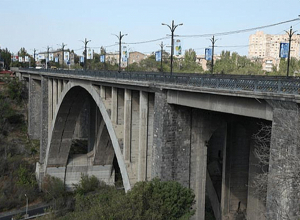 Կիևյան կամրջի տակ հայտնաբերվել է տղամարդու դի՝ թռչունների կողմից վնասված վիճակում. shamshyan.com