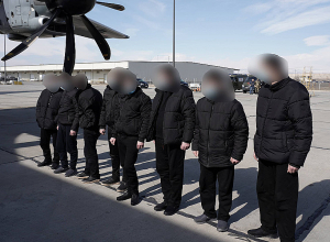 Азербайджан передаёт армянской стороне военнопленных