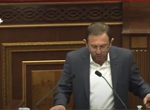 Мирзоян и Рубинян могут оказаться в ловушке в Анталии: полемика между Манукяном и Рубиняном