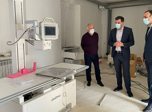 Երևանի քաղաքապետի տեղակալն այցելել է համայնքային պոլիկլինիկաներ