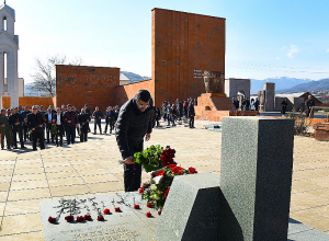 Հարգանքի տուրք՝ ի հիշատակ Սումգայիթի ջարդերի զոհերի