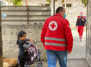 Կարմիր խաչը ֆինանսական աջակցություն է տրամադրում տեղահանվածներին