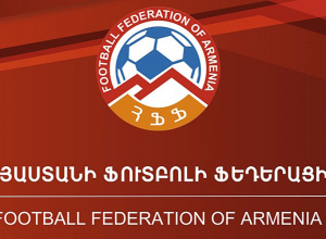 ՀՖՖ-ն Տալալաևի հետ բանակցություն չի վարել, հավաքականի մարզչի պաշտոնում դիտարկվում են մի քանի թեկնածուներ