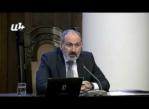 Мы вынуждены освободить Вас от должности: Пашинян – Ваагну Хачатуряну