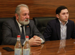 Արցախի ԱԺ-ում քննարկվել են պատերազմի հետևանքով  բնակարանային ապահովման կարիք ունեցող քաղաքացիների խնդիրները