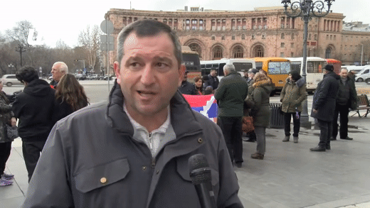 Премьер-министр онемел после войны, не говорит об Арцахе: демонстрант