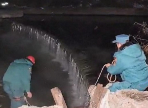 Հրազդանի կիրճում ավտոմեքենան ընկել է գետը