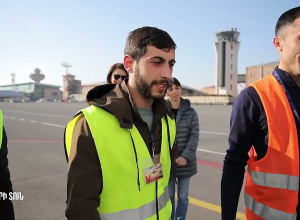 Զինվորի տան 17 տղա՝ օդանավակայանի աշխատակից