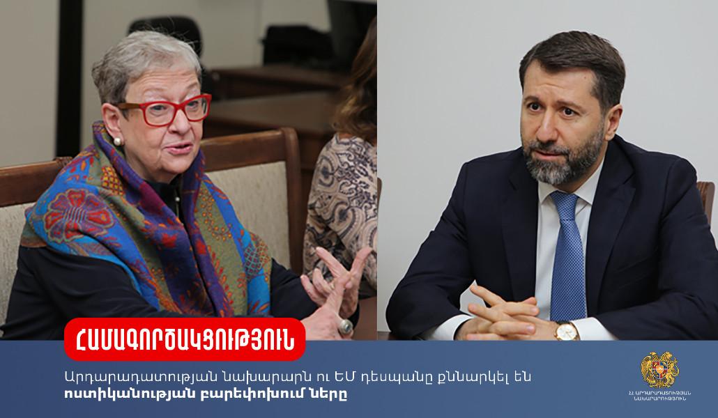 5E797A52-03FA-4658-B5E8-7B843DDEBD0B