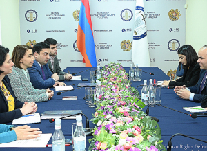 ՄԻՊ Քրիստիննե Գրիգորյանն աշխատանքային քննարկում է ունեցել Աշխատանքի և սոցիալական հարցերի նախարար Նարեկ Մկրտչյանի հետ