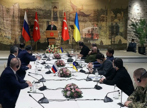 В Стамбуле начались переговоры между российской и украинской делегациями