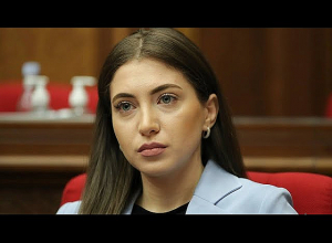 Մի մանիպուլացրեք․ հայտարարե՛ք ընդմիջումը․ Աննա Մկրտչյանը՝ Վլադիմիր Վարդանյանին